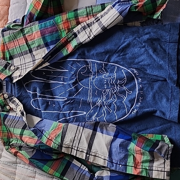 2 piece boys Gymboree set size 5-6 - Picture 4 of 11